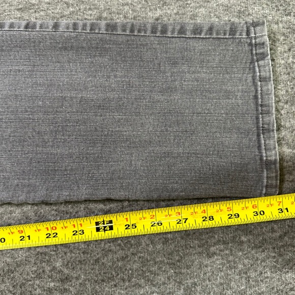 Lee Classic Fit Jeans Women's Size 10 Medium Grey Wash Straight Leg Denim - Picture 7 of 8